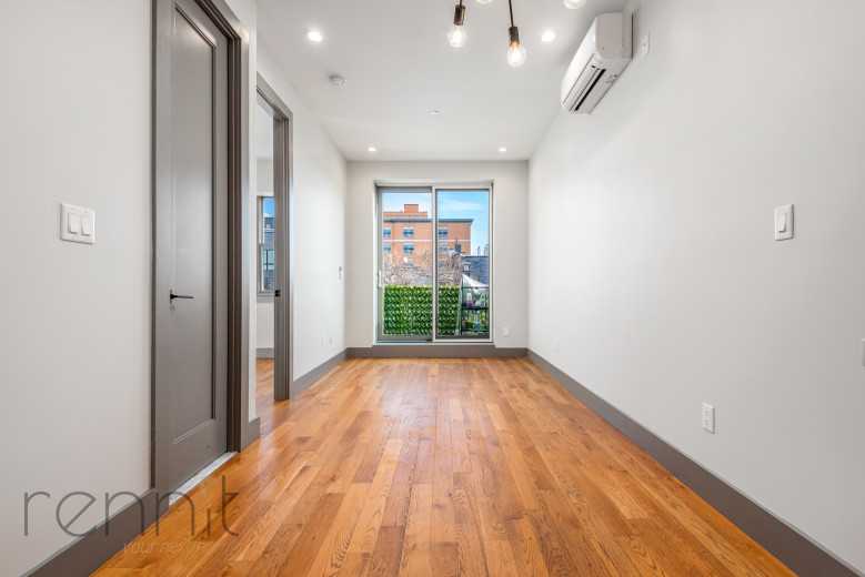 49 Rochester Ave, Apt 3L Image 10