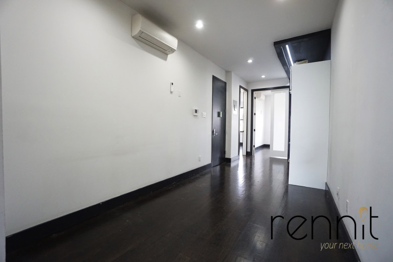 241 Devoe St, Apt 2L Image 2
