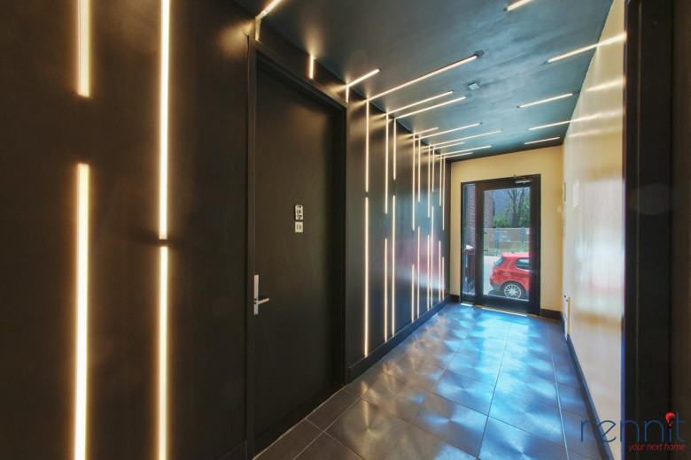 241 Devoe St, Apt 2L Image 15