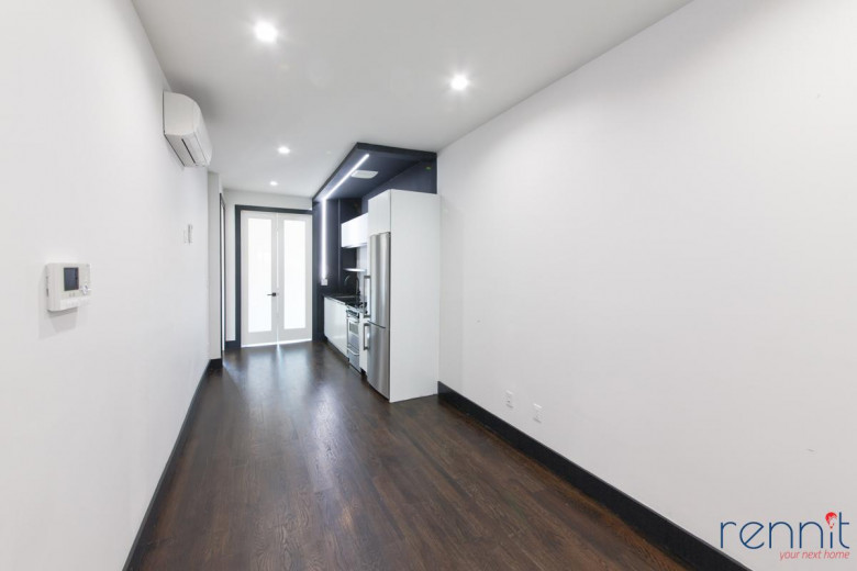 241 Devoe St, Apt 2L Image 3
