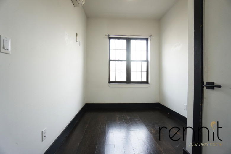 241 Devoe St, Apt 2L Image 6