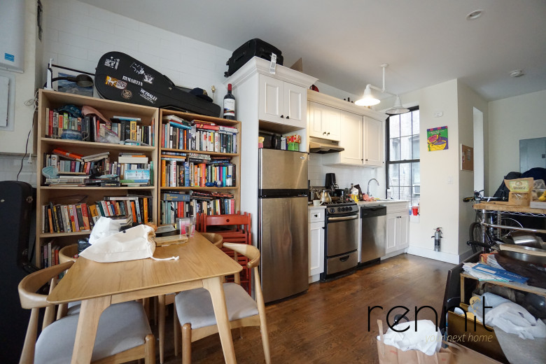 26 Irving Ave, Apt 2F Image 2