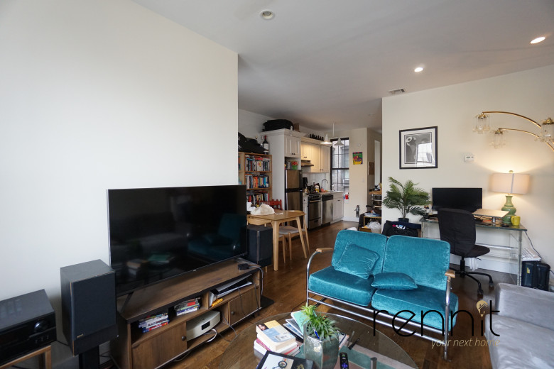 26 Irving Ave, Apt 2F Image 4