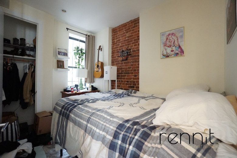 26 Irving Ave, Apt 2F Image 8