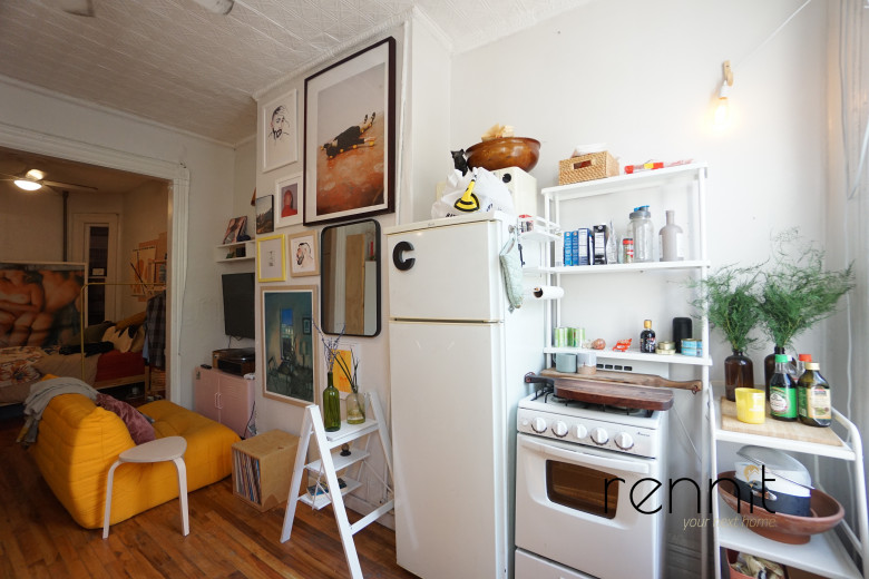 114 Walton St, Apt 6 Image 14