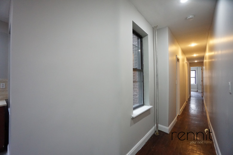 1300 Sterling Pl, Apt 1L Image 2