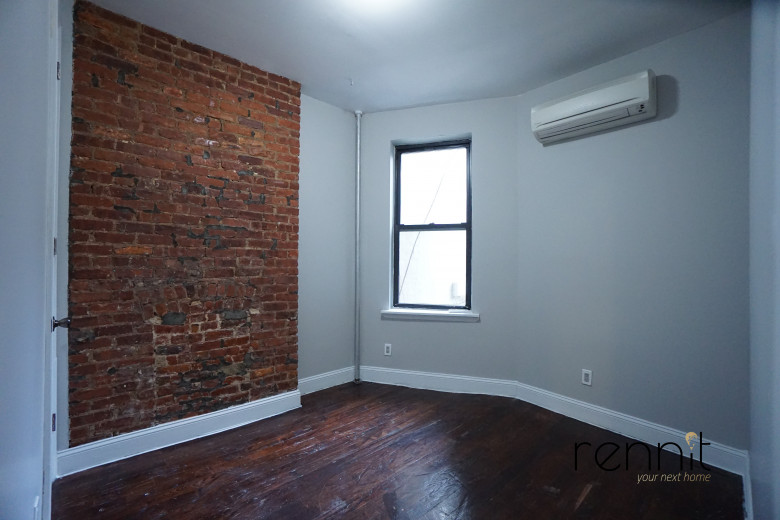 1300 Sterling Pl, Apt 1L Image 4