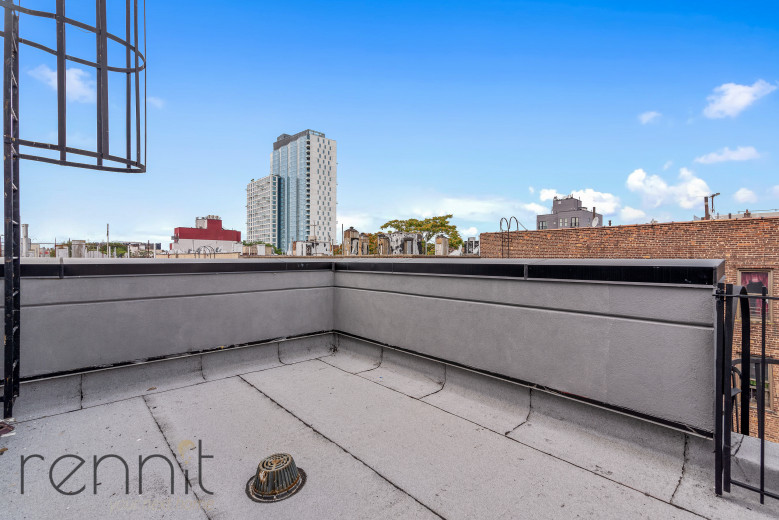 221 Martense St, Apt 5 Image 2