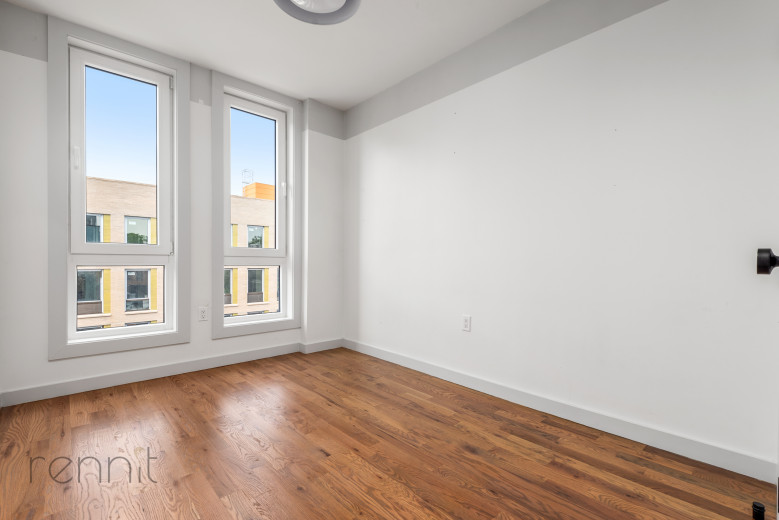 774 Lexington Ave, Apt 3A Image 12