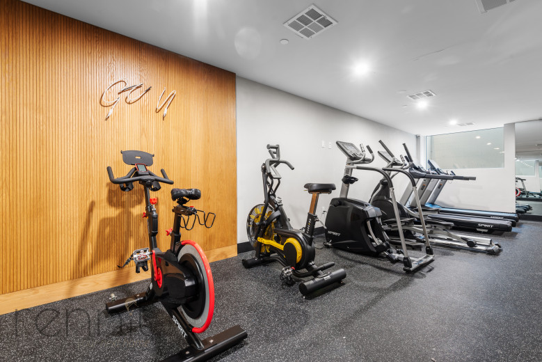 2039 Ocean Ave, Apt 306 Image 12