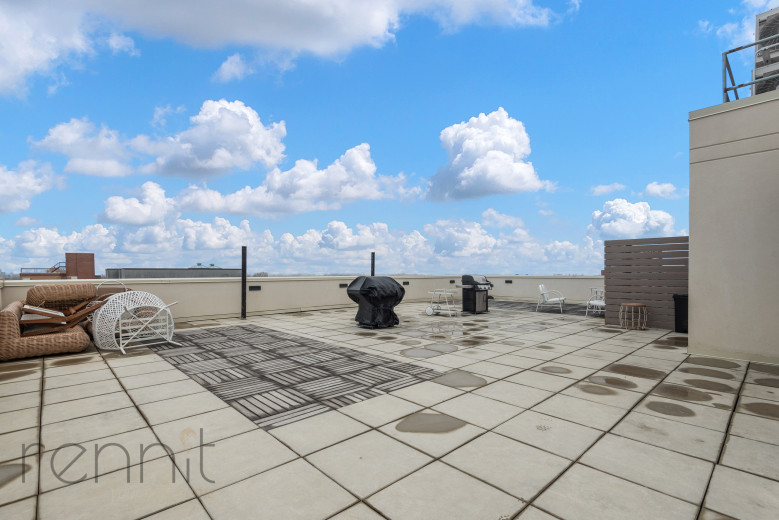 2039 Ocean Ave, Apt 306 Image 16