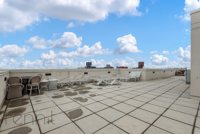 2039 Ocean Ave, Apt 306 Image 17