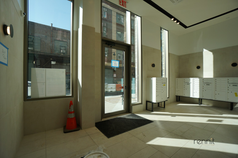 33 Little Nassau St, Apt 808 Image 16