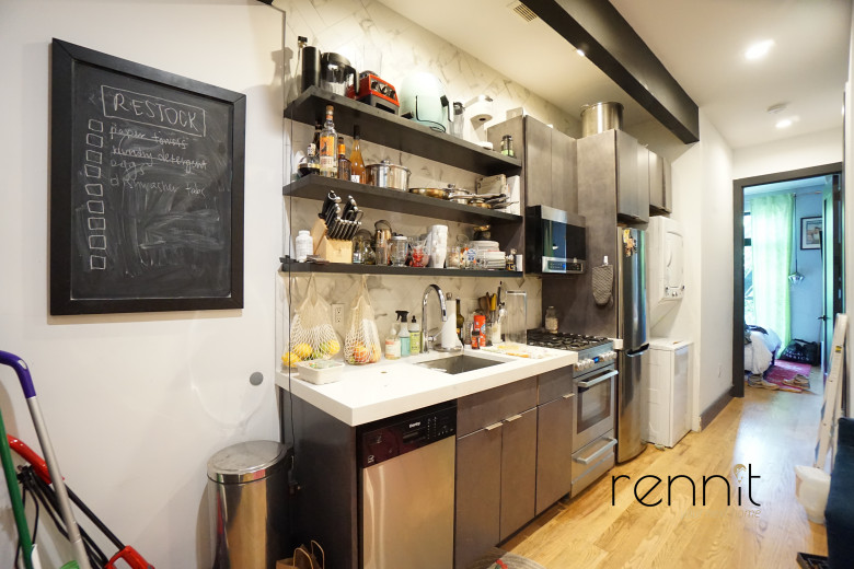 256 Woodbine St, Apt 2 Image 2
