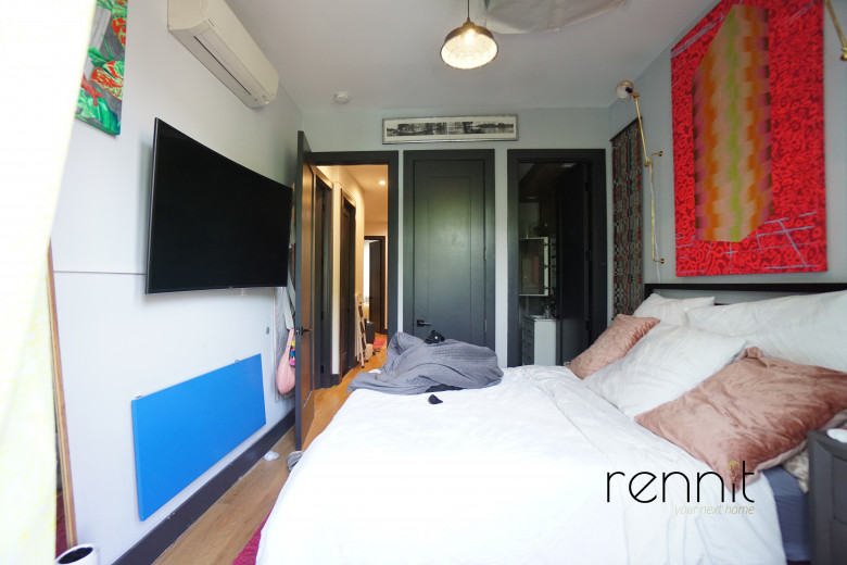 256 Woodbine St, Apt 2 Image 11