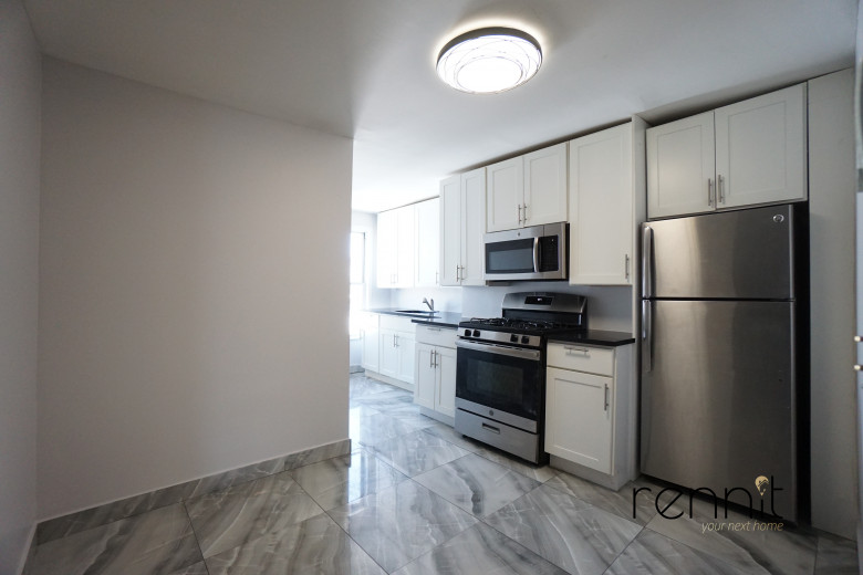 689 Park Ave, Apt 3R Image 8