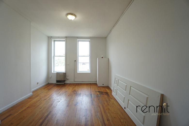 141 Thames St, Apt 3L Image 3