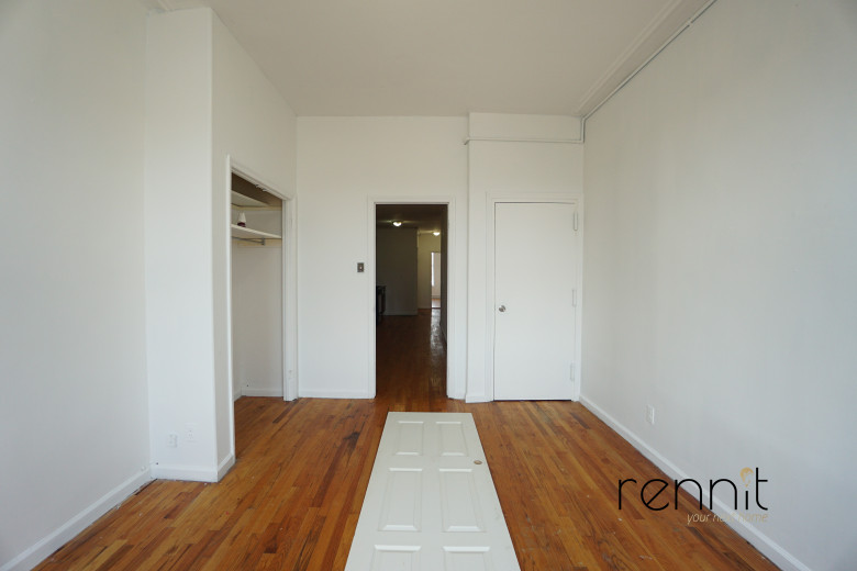 141 Thames St, Apt 3L Image 7