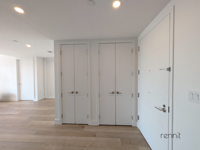 2039 Ocean Ave, Apt 703 Image 6