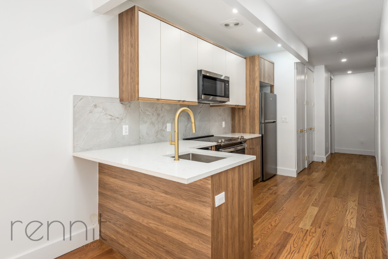 383 Rutland Rd, Apt 1A Image 3