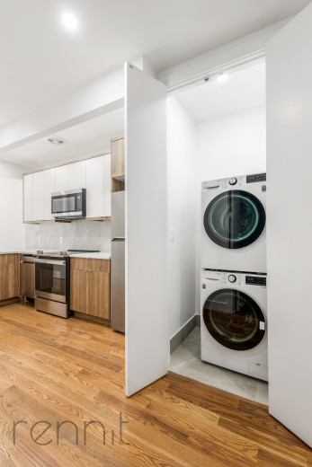 383 Rutland Rd, Apt 1A Image 8