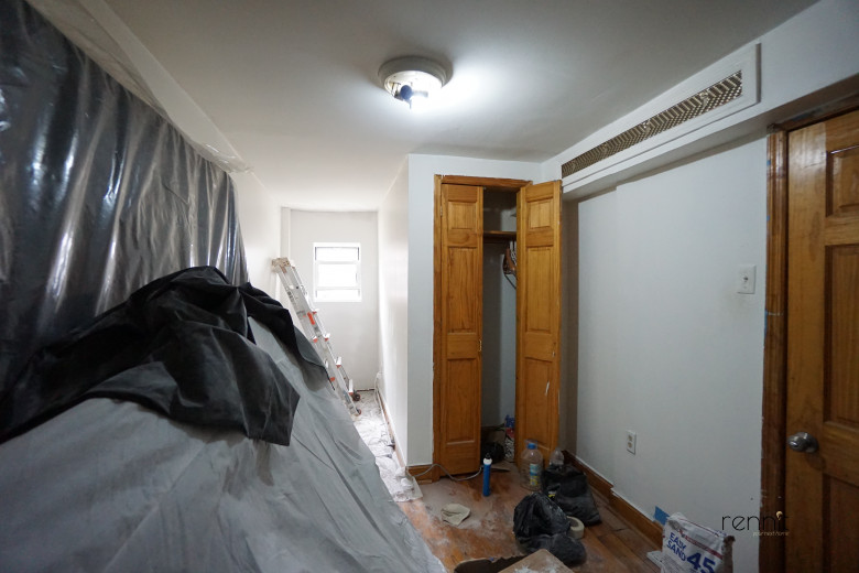 1354 E 40th St #Ground, Apt Floor Image 8