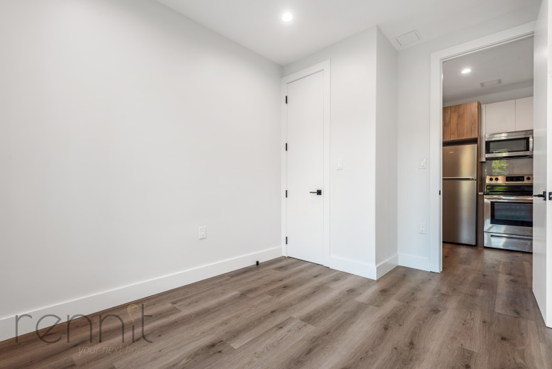 125 Kings Hwy, Apt 3E Image 10