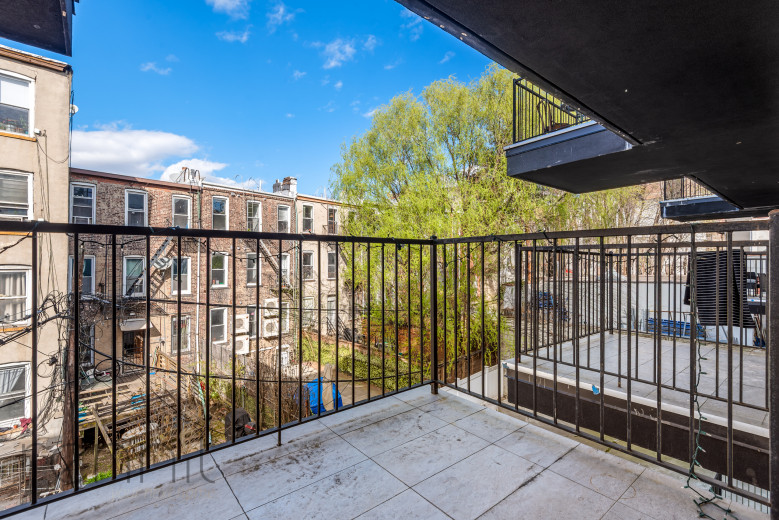 135 Prospect Ave, Apt 3B Image 4