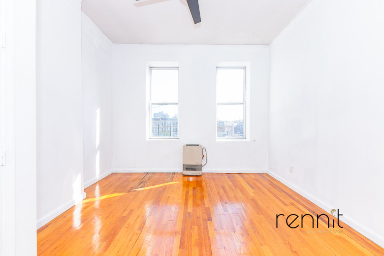 141 Thames St, Apt 4R Image 12