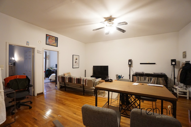548 Hart St, Apt 1R Image 3