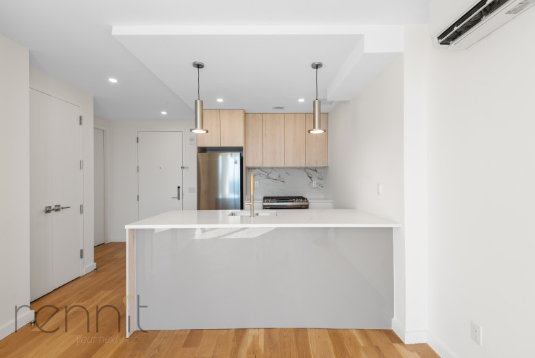 375 Dean St, Apt 1702 Image 4