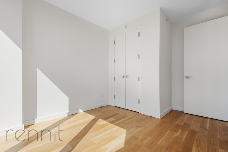 375 Dean St, Apt 1702 Image 10