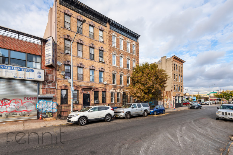 141 Thames St, Apt 4L Image 10