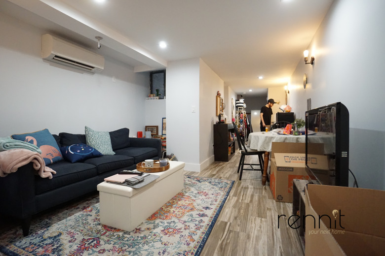 1684 Gates Ave, Apt 1R Image 17
