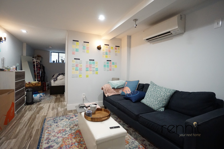 1684 Gates Ave, Apt 1R Image 18