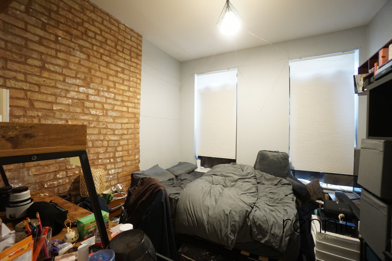 1684 Gates Ave, Apt 1R Image 5