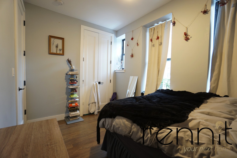 1684 Gates Ave, Apt 1R Image 7