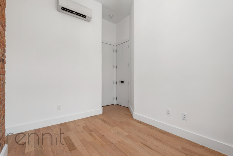 1708 Gates Ave, Apt 2A Image 7