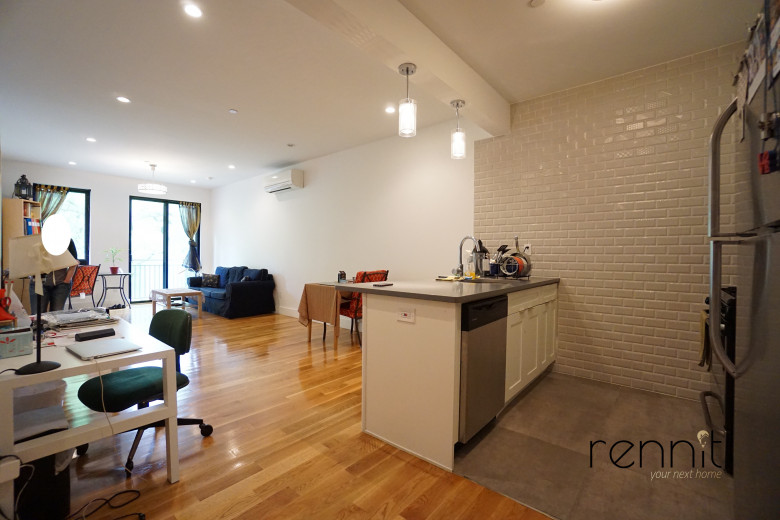 149 Clarkson Ave, Apt 4R Image 1