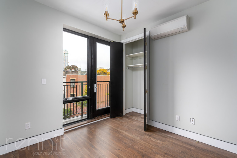 314 Keap St, Apt 3A Image 4