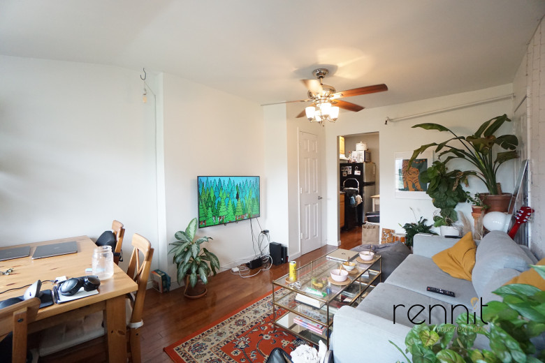 177 Pulaski St, Apt 4 Image 2