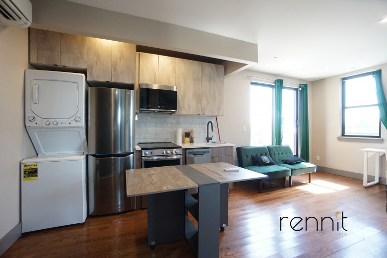 209 Troy Avenue, Apt 5 Image 3