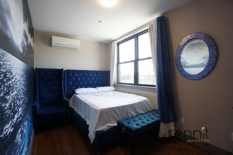 209 Troy Avenue, Apt 5 Image 4