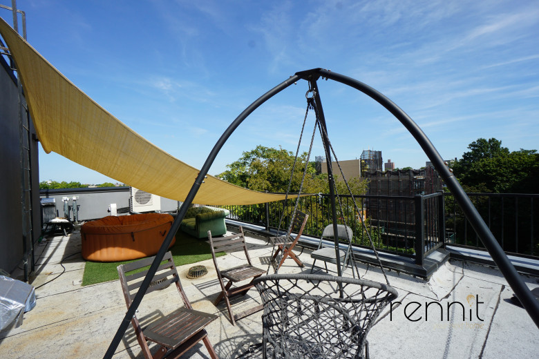 209 Troy Avenue, Apt 5 Image 7