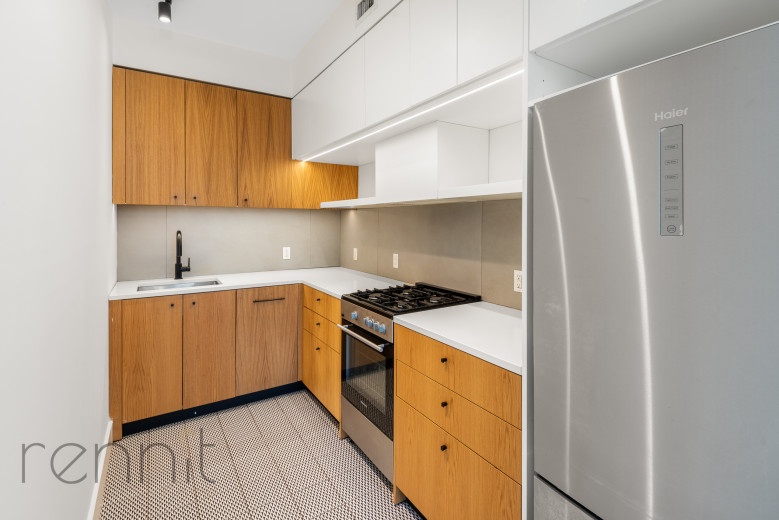 633 Marcy Ave, Apt 606 Image 5