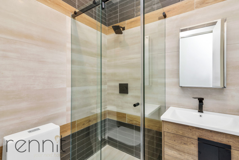235 Martense St, Apt 3B Image 8