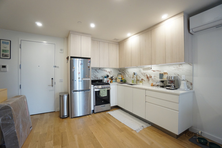 26-25 3rd St, Apt 508B Image 11