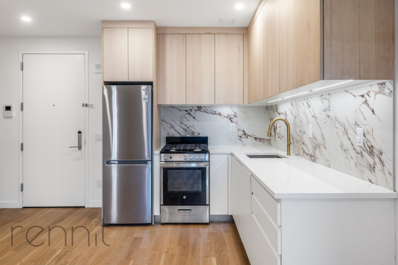 26-25 3rd St, Apt 508B Image 7