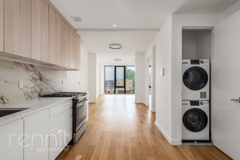 375 Dean St, Apt 502 Image 1