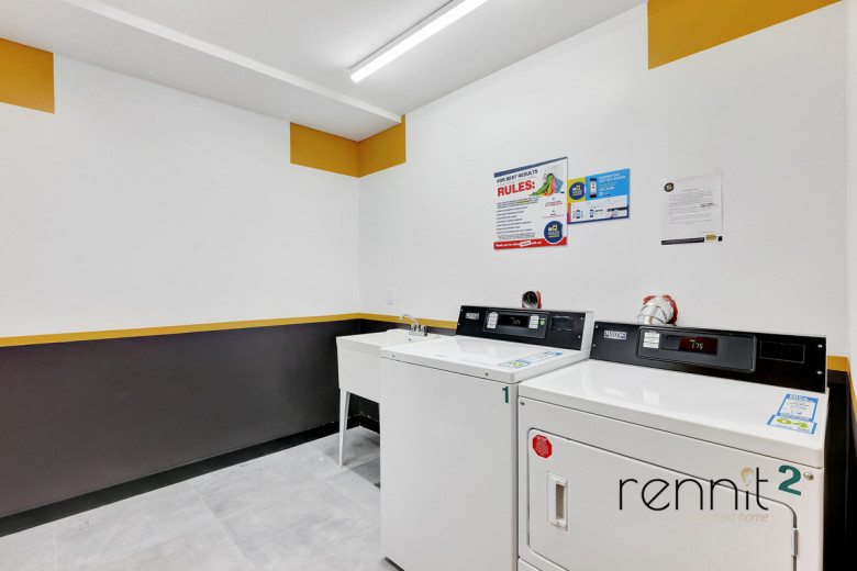 770 Lexington Ave, Apt 3A Image 26